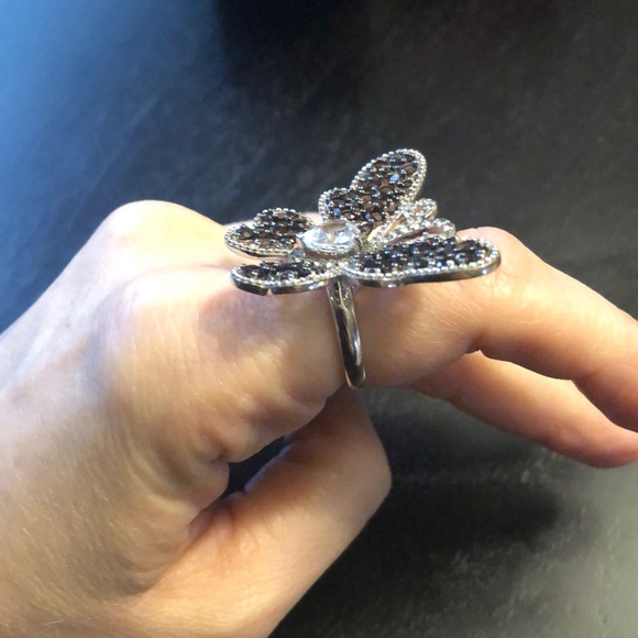 Yours by Loren S.S. gemstone butterfly ring - Picture 3 of 8